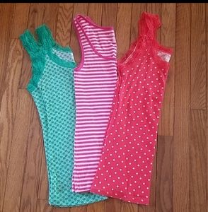 Old Navy Tanks set of 3